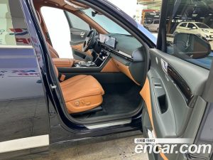 Genesis GV80 2.5T Бензин 2WD 2024 года из Южной Кореи