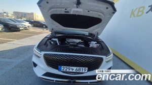 Genesis GV70 2.5T Бензин AWD 2024 года из Южной Кореи