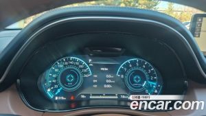 Genesis GV70 2.5T Бензин AWD 2024 года из Южной Кореи