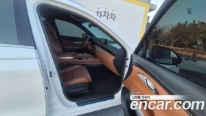 Genesis GV70 2.5T Бензин AWD 2024 года из Южной Кореи