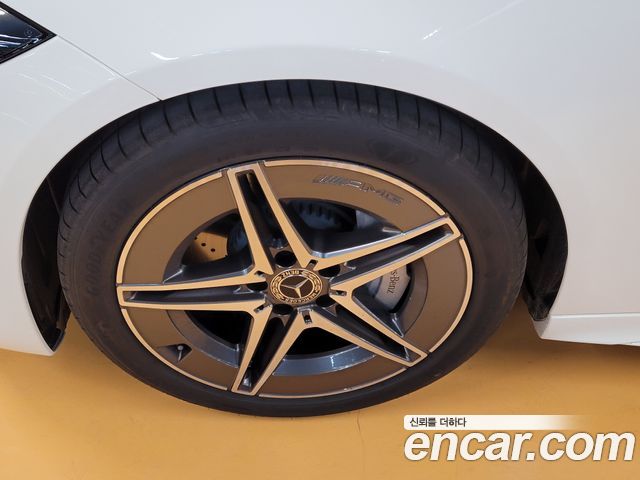 41364168_006.jpg Mercedes-Benz C-Class C200 AMG Line 2025 года из Южной Кореи