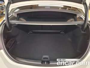 Mercedes-Benz C-Class C200 AMG Line 2025 года из Южной Кореи