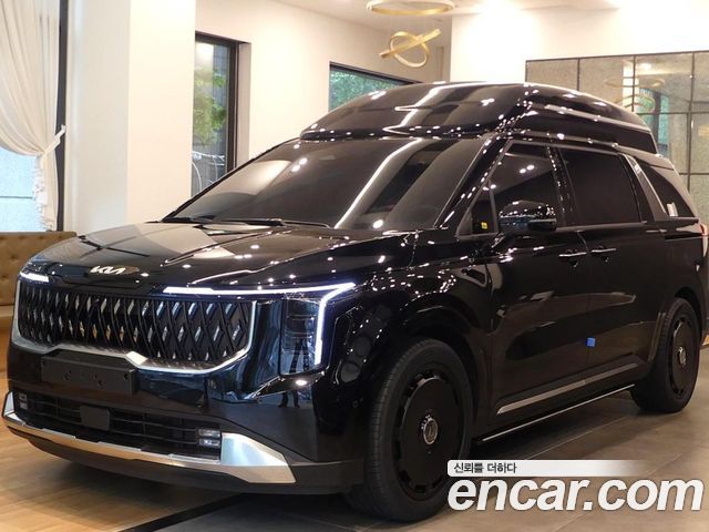 Kia Canival HEV 4 HI-Limousine (Specialized Company) 2025 года из Кореи