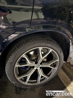 BMW X5 xDrive 40i M Sport 2025 года из Южной Кореи
