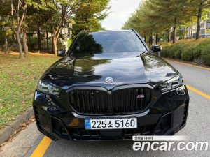 BMW X5 xDrive 40i M Sport 2025 года из Южной Кореи