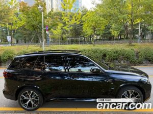 BMW X5 xDrive 40i M Sport 2025 года из Южной Кореи