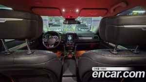 Renault-KoreaSamsung QM6 2.0 GDe Premiere 2WD 2022 года из Южной Кореи