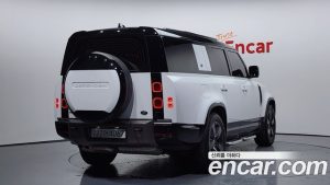 Land Rover Defender 130 D300 X- HSE 2023 года из Южной Кореи