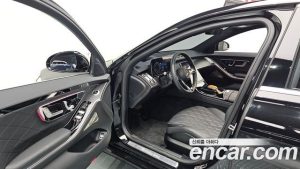 Mercedes-Benz S-Class S450L 4MATIC 2023 года из Южной Кореи