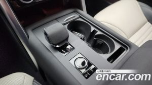 Land Rover Discovery P360 R-Dynamic SE 2023 года из Южной Кореи