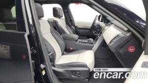 Land Rover Discovery P360 R-Dynamic SE 2023 года из Южной Кореи