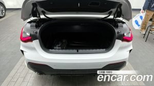 BMW 4-Series 420i M Sport Cabriolet 2023 года из Южной Кореи