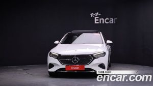 Mercedes-Benz E-Class E200 Avantgarde 2024 года из Южной Кореи