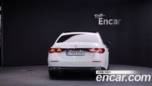 Mercedes-Benz E-Class E200 Avantgarde 2024 года из Южной Кореи
