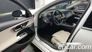 Mercedes-Benz E-Class E200 Avantgarde 2024 года из Южной Кореи