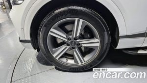 Genesis GV80 2.5T Бензин AWD 2024 года из Южной Кореи