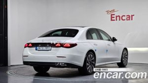 Mercedes-Benz E-Class E300 4MATIC Exclusive 2026 года из Южной Кореи