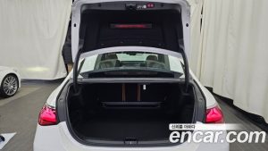 Mercedes-Benz E-Class E300 4MATIC Exclusive 2026 года из Южной Кореи