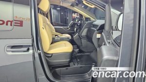Hyundai Staria HEV 1.6 Wagon 5 2025 года из Южной Кореи