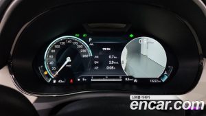 Genesis GV70 2.5T Бензин AWD 2024 года из Южной Кореи