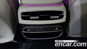 Genesis GV70 2.5T Бензин AWD 2024 года из Южной Кореи