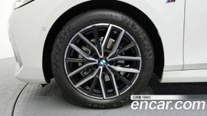 BMW 2-Series 220i M Sport Design 2025 года из Южной Кореи