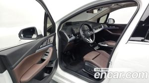 BMW 2-Series 220i M Sport Design 2025 года из Южной Кореи