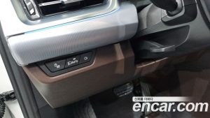 BMW 2-Series 220i M Sport Design 2025 года из Южной Кореи