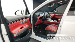 Genesis GV70 2.5T Бензин AWD 2025 года из Южной Кореи