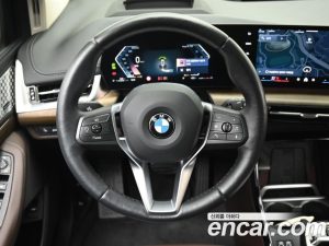BMW 2-Series 220i Luxury 2025 года из Южной Кореи