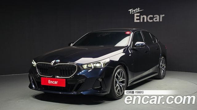 BMW 5-Series 520i M Sport 2025 года из Кореи