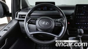 Hyundai Staria Tourer 11-Seater 2025 года из Южной Кореи