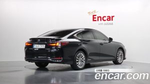 Lexus ES Executive 2022 года из Южной Кореи