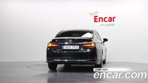Lexus ES Executive 2022 года из Южной Кореи