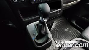 Hyundai Staria Wagon 5 2025 года из Южной Кореи
