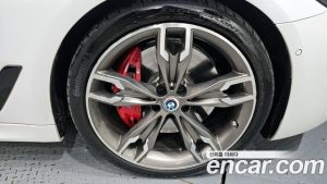 BMW 5-Series M550i xDrive 2023 года из Южной Кореи