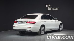 Mercedes-Benz E-Class E250 Exclusive 2023 года из Южной Кореи