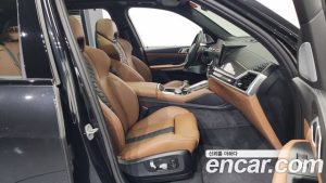 BMW X5M 4.4 Competition 2025 года из Южной Кореи