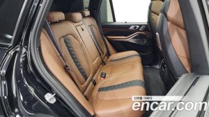 BMW X5M 4.4 Competition 2025 года из Южной Кореи