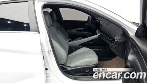 Hyundai AVANTE 1.6 2026 года из Южной Кореи
