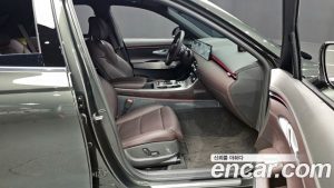 Genesis GV70 2.5T Бензин AWD 2025 года из Южной Кореи