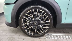 Mini Cooper 5Door Favoured 2025 года из Южной Кореи