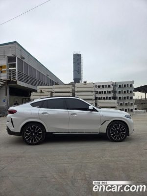 BMW X6 xDrive40i M Sport 2025 года из Южной Кореи