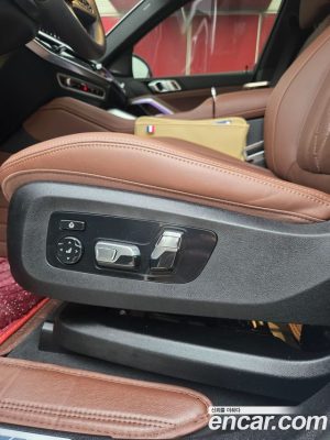 BMW X6 xDrive40i M Sport 2025 года из Южной Кореи