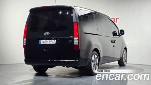 Hyundai Staria 4WD Tourer 9-Seater 2025 года из Южной Кореи
