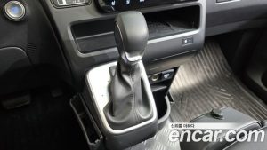 Hyundai Staria 4WD Tourer 9-Seater 2025 года из Южной Кореи