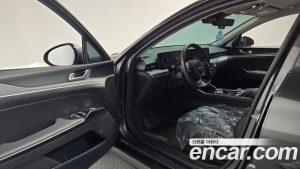 Kia K5 1.6 Turbo 2024 года из Южной Кореи