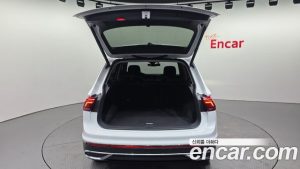 Volkswagen Tiguan 2.0 TDI Prestige 2022 года из Южной Кореи