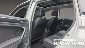 Volkswagen Tiguan 2.0 TDI Prestige 2023 года из Южной Кореи