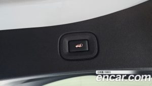 Renault-KoreaSamsung QM6 2.0 GDe RE 2WD 2024 года из Южной Кореи